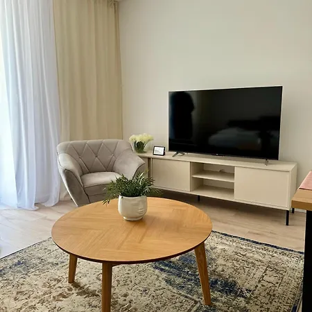 Zanzi Apartmán *